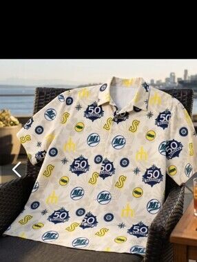 Seattle Mariners Hawaiian Shirt Size Medium